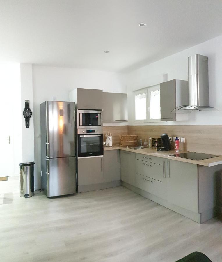 Appartement Hyper-Centre Epernay Avec Sauna Et Parking Prive Exterior photo