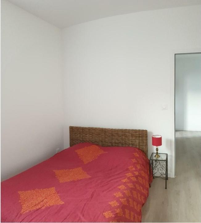 Appartement Hyper-Centre Epernay Avec Sauna Et Parking Prive Room photo